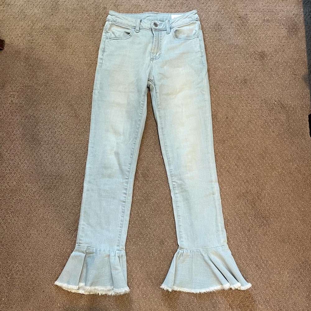 Light Skinny jeans with flare
